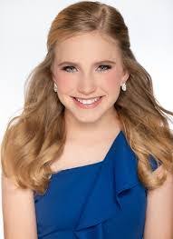 Avery Sampson's Instagram, Twitter & Facebook