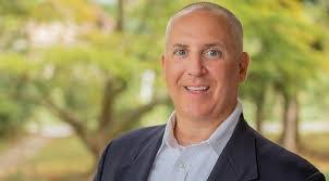 Ben Oser's Instagram, Twitter & Facebook