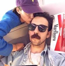 Willa Holland Brasil