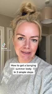 Lisa Dinges's Instagram, Twitter & Facebook