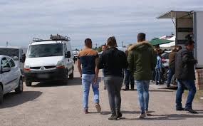 « ces gens ne respectent aucune loi, aucune autorité ». Traditionnellement Les Gens Du Voyage Votaient Peu Les Choses Changent Peu A Peu Nevoy 45500