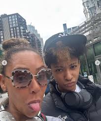 Mel B et l'ange de l'enfant d'Eddie Murphy vivent maintenant en tant  qu'homme trans