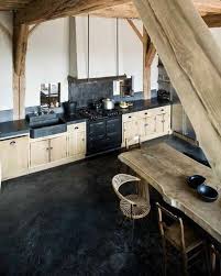 Cuisine Noire 36 Inspirations Deco Qui Vont Vous Convaincre Cuisine Bois Massif Cuisine Bois Cuisine Noire