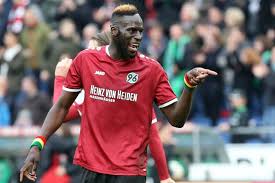 Kevin wimmer flees stoke after dismal contribution to prem relegation season. Hannover 96 Kevin Wimmer Als Sane Ersatz Sportwetten24 Com