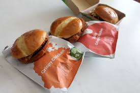 Review Mcdonald S Crispy Chicken Sandwiches Nutrition Cost