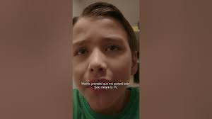 ¡Esta madre se metió con el niño equivocado y lo pagó muy caro!