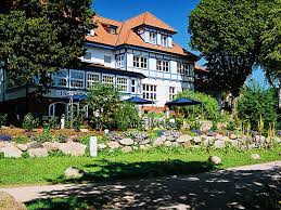 Hotels near leuchtfeuer gellen, hiddensee island on tripadvisor: Appartement Haus Dornbusch Bei Kloster