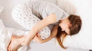 May 14, 2020 · posisi tidur yang baik selanjutnya adalah tidur dengan posisi telentang dan tubuh lurus. 5 Posisi Tidur Ini Bisa Meredakan Sakit Pinggang Yang Mengganggu