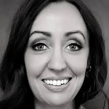 Katherine Ledesma's Instagram, Twitter & Facebook