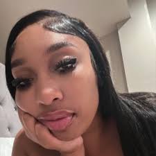 Alisha Tuttle (@alishatuttle95)