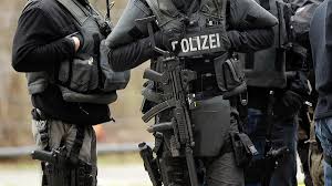 Pin Auf Pol
