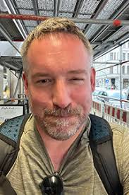 Professor publishes book dedicated to photos from California landfill