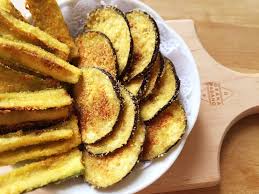 Potete servirle calde o a temperatura ambiente! Chips Di Melanzane E Zucchine Al Forno Ricette Al Volo