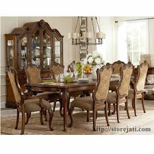 Meja makan modern model minimalis ini dibuat dari bahan kayu jati perhutani pilihan, yang dikerjakan oleh tenaga kerja ahli kami sehingga mampu menghasilkan produk berkualitas tinggi dengan harga yang tetap terjangkau. Meja Makan Jati 8 Kursi Kayu Jepara Harganya Store Jati
