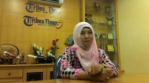Nak tips untuk pikat org sekeliling? Kini Risna Artis Sosmed Suka Mandi Di Sumur Jodoh Tribun Timur