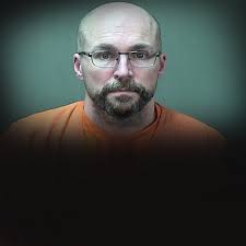 Corona-Impfung: Apotheker ließ Hunderte Moderna-Dosen verderben