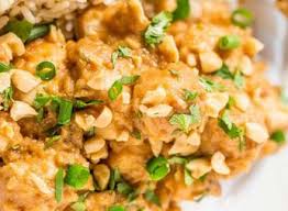 Ce Poulet Thailandais Aux Arachides Dans La Mijoteuse Est Un Veritable Delice Recipe Peanut Chicken Recipe Chicken Crockpot Recipes Chicken Recipes