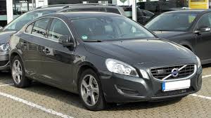 Thanks to its redesign, the s60 is not the boxy. File Volvo S60 Ii D3 Front 20101002 Jpg Wikimedia Commons