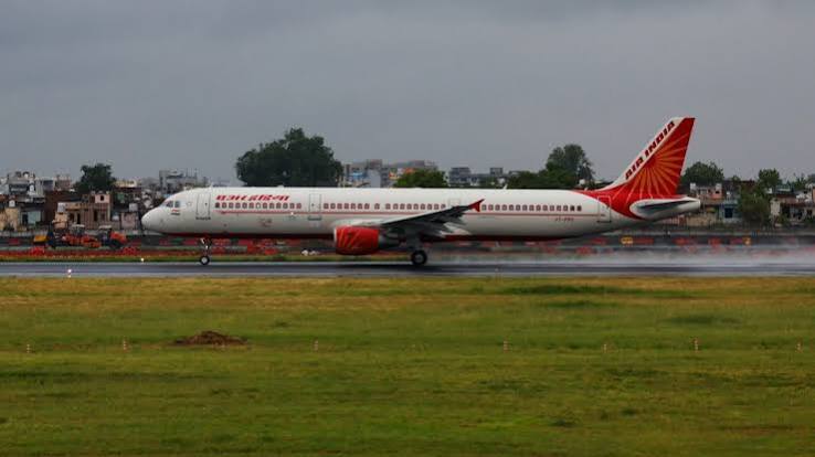 15 Delhi-bound flights diverted amid heavy rain, thunderstorms; IndiGo, Air India, SpiceJet issue advisories