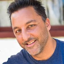 A few of you noticed I haven't been my usual mildly-annoying self promoting  PM/PMM-y things lately. I'm back with BIG news! 🔥🔥🔥 The team and I have  been cooking up a mind-blowing