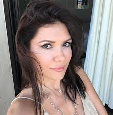 Tuğba altıntop,15 aralık 1976, adana, türk oyuncu, model ve şarkıcı. Tugba Altintop Tan Siddet Itirafi Super Kulup Haberleri