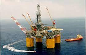 Gas drilling increased by 16 rigs to 773. Life On Board A Gulf Of Mexico Oil Drilling Platform