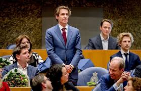 Minister van economische zaken en klimaat | man van janneke, vader van twee replying to @rijksoverheid: Bas Van T Wout Opvolger Van Tamara Van Ark Als Staatssecretaris Kinderopvangtotaal