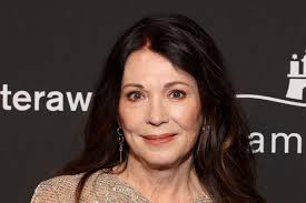 Iris Berben: Auf neuen Fotos zeigt sie, dass "Alter nur eine Zahl ist"