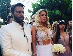 Ο παραδοσιακός γάμος τους στην κρήτη! Sofia Mariola Dhmosieyse Video Apo To Mysthrio Toy Gamoy Ths Me Ton Strato Tzwrtzogloy Fthis Gr