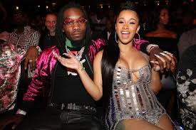 Cardi b & offset open the show with a bang while performing press and clout at the 2019 bet awards! Cardi B Says She Didn T Trust Her Fiance Offset For A Long Time Glamour