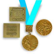 Al llegar a la mitad del programa con la celebración de 15 eventos, continuó la cascada de plusmarcas en el atletismo. Fidias Arte Auf Twitter Medallas De Las Olimpiadas En Mexico 1968 Acunadas Y Disenadas Por Lorenzo Rafael Http T Co D0uowkpkkc