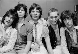 The octogenarian rocker passed away peacefully in a london hospital earlier today surrounded by his family, his. Cajfxtiimn6sgm