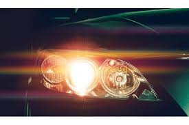 1) wenn ein fahrzeug entgegenkommt 2) wenn ein fahrzeug mit geringem abstand vorausfährt 3) wenn personen in gleicher richtung vorausgehen Wie Sie Die Scheinwerfer Ihres Fahrzeugs Ganz Leicht Selbst Prufen Carmada Fuhrparkmanagement In Der Cloud