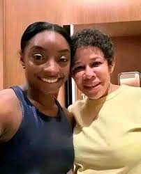 Today is my mother's birthday, I hope she gets love from my fans.🥰