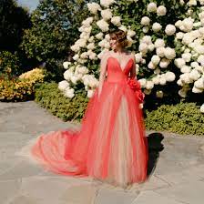 One of the most noticeable ways to incorporate green is to choose wedding dresses of this color. 26 Best Non Traditional Wedding Dresses Of 2021