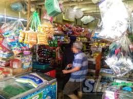 Dari sudut ekonomi dan perindustrian, pasaran produk halal global dianggarkan usd2.3 trilion, tidak termasuk perbankan islam (sumber: Seksyen 5 1 Akta Perihal Dagangan 2011 Sinar Harian