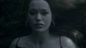 The Haunting of Bly Manor Cast Reacts to That Heartbreaking Ending