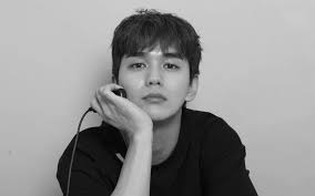 Maybe you would like to learn more about one of these? Actor Yoo Seung Ho Says He S Self Conscious About His Hands Allkpop
