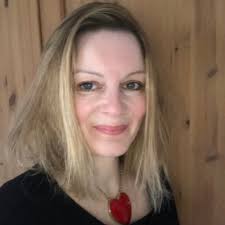 Clare Purdy's Instagram, Twitter & Facebook