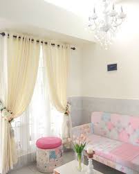 Pilih gorden dengan warna cerah. Warna Gorden Yang Pas Untuk Rumah Minimalis Modern Bikin Gemes Keluarga Homeshabby Com Design Home Plans Home Decorating And Interior Design