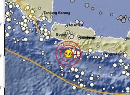 Gempa bumi adalah pergerakan mengejut permukaaan bumi disebabkan oleh pergerakan batuan di sepanjang garis sesar atau di atas persempadanan plat tektonik. 8 Fakta Gempa Bumi M5 0 Sukabumi Yang Terasa Hingga Jakarta