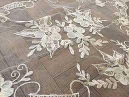 Floral lace mantilla veil head coverings for church latin mass. Pin On Whitework
