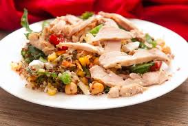 Tavuklu Kinoa Salatası