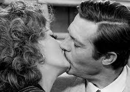 Matrimonio stile italiano / matrimonio all'italia, 1964 ❎ qualità hq. Baci Nel Cinema A Casacalenda Apre Una Mostra Fotografica Cameralook