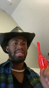 Understanding Schizophrenia: A Serious Discussion with Daniel Connolly