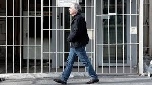 Βγήκε από τη μεθ ο δημήτρης κουφοντίνας. Stamataei Thn Apergia Peinas O D Koyfontinas Typos I Gr