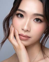 Lilyartistryy (@lilyartistryyy) • Facebook