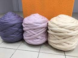 Chunky Yarn Giant Yarn Merino Wool Yarn Sale 100 Merino Etsy In 2021 Extreme Knitting Yarn Giant Yarn Arm Knitting Merino Wool