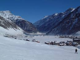 Ski resort in alta valtellina in the italian alps. Livigno Ski Resort Guide Snow Forecast Com