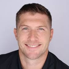 Tara Putnam's Instagram, Twitter & Facebook